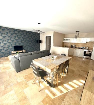 Le Petit Phuket - Appartement confortable et calme - Proche de toutes commodité - Stationnement facile à proximité