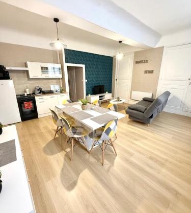 Le Rétro - Appartement 2 chambres confortable et calme - Proche de toutes commodité - Stationnement facile à proximité