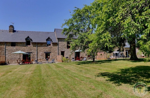 Le rocher 2 - MINIAC-MORVAN