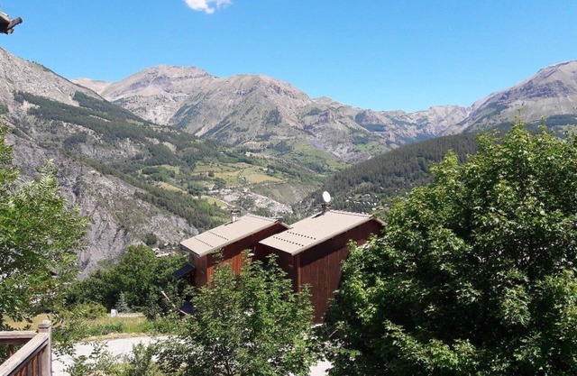 Le seignus haut chalet 72m2 all comforts ski in ski out