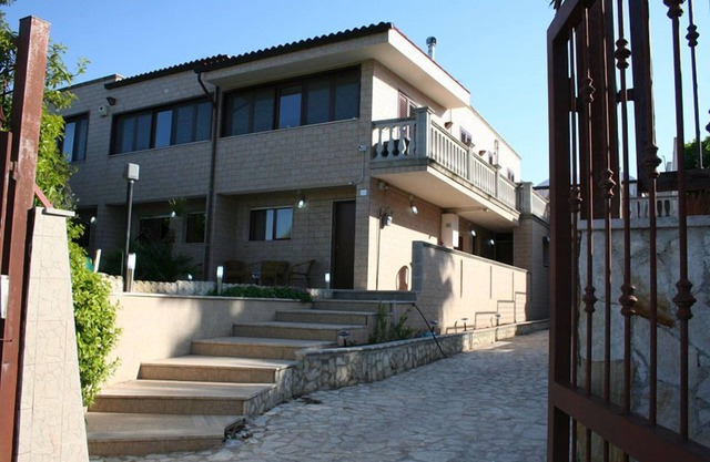 Le Sirene Bed and Breakfast