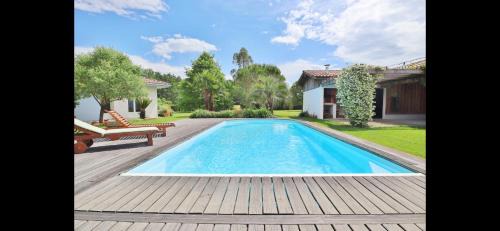 Le spot Landais - Côté piscine
