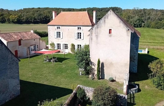 Le Tout à la Fois de Saint-maixent Le Petit