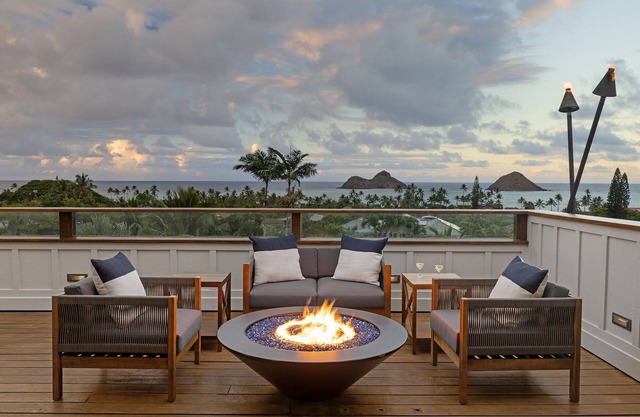 Leaf House: Lux Retreat w/Pool, Ocean Views & Outdoor Living Near Lanikai