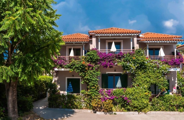 Lemonia Accommodations