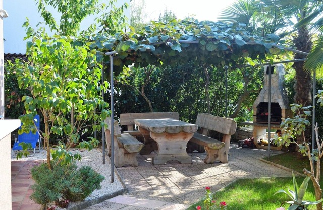 Leonard - Green Garden - A1 Leonard