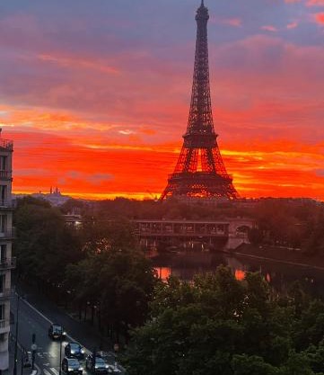 Les Amoureux de Paris