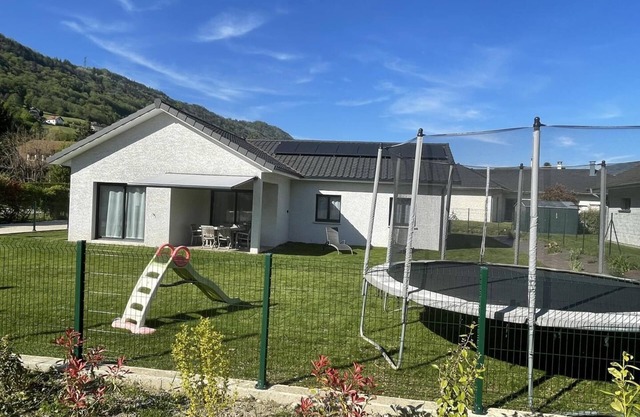 LES Chaudannes - Valgelon LA Rochette