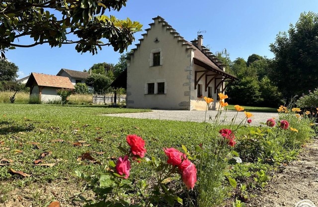 Les Epées - Conzieu - Gîte