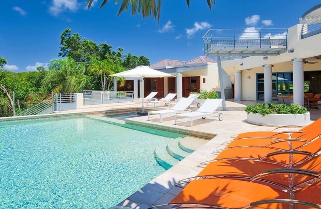 Les Palmiers Bleus (3/5 Rooms)