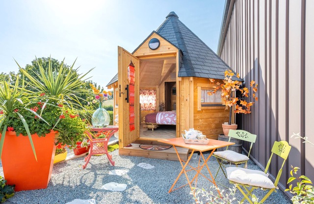 Les Philous Gourmands - Guest Room Chalet 'Chine' with Private Terrace