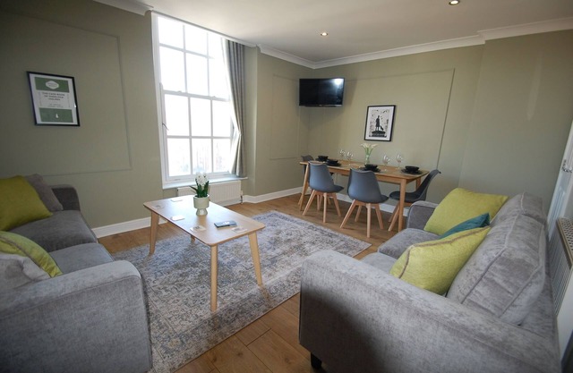 Lestrade 2 Bed Apartment Duplex