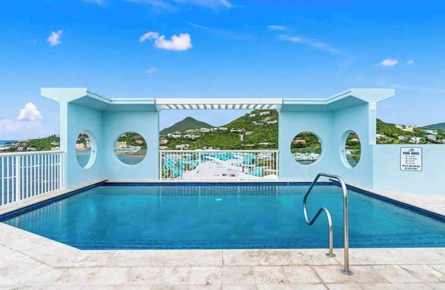 Lighthouse 3C in Oyster Bay by Personal Villas - Ideal for Couples and Families