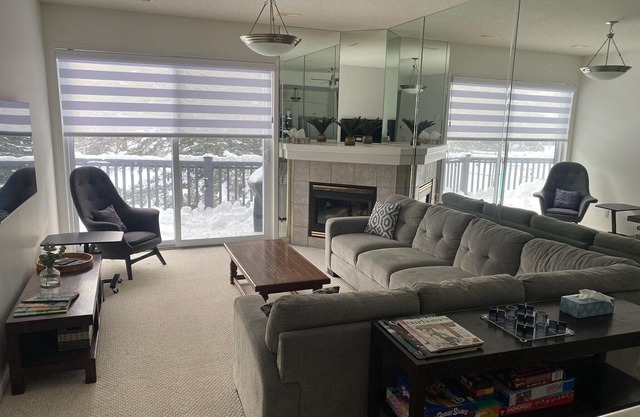 Lighthouse Point Condo - next to Georgian Bay, 5 min from the slopes!