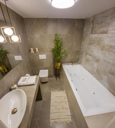 LIKE HOME 2 Sauna,Jacuzzi & Spa