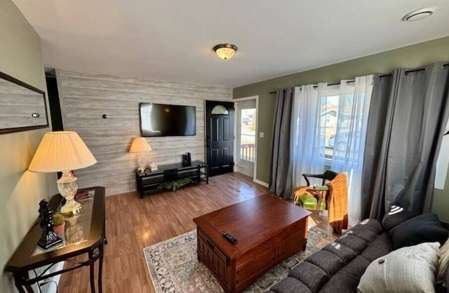 Lima home close to major employers and I-75