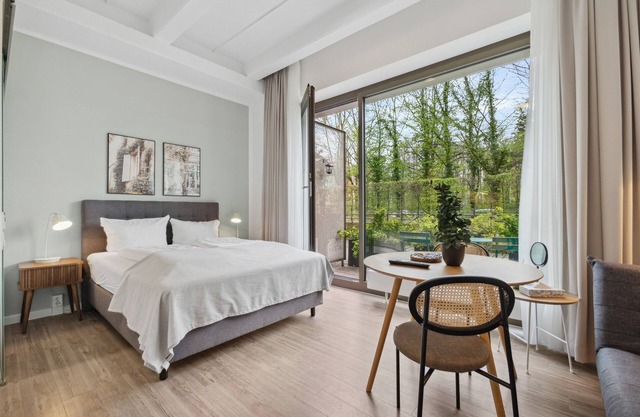 Limehome Munich Fritz-Erler Str.