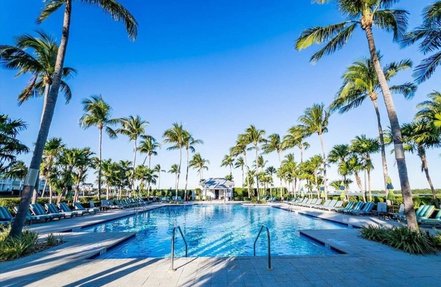 Lionfish Lodge~ Waterfront Unit, 31` Boat Slip!