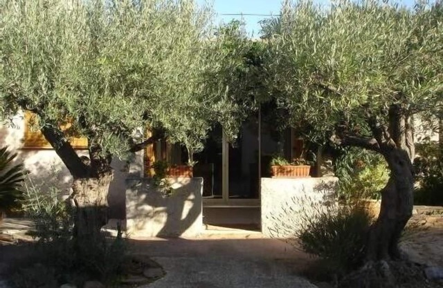 LITTLE HOUSE ATTACHED TO THE VILLA FAVIERE; Bormes