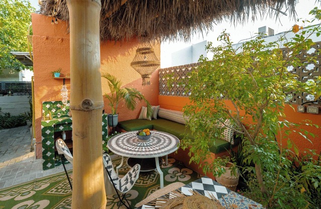 Little Jaipur Jumeirah Garden Guestroom walking distance to the beach