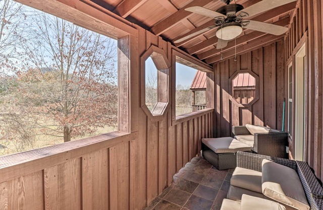 Little Red River Cabin: 1 Mi to Sugarloaf Mtn!