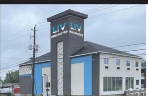 LiV Inn & Suites Houston