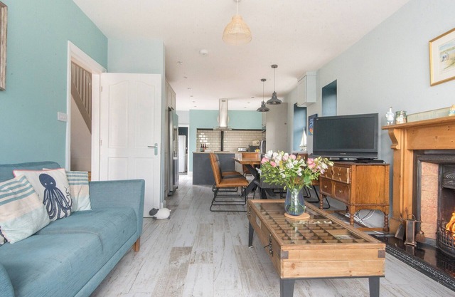 Llwynfor is the ideal base for your Llyn Peninsula holiday at any time of year.