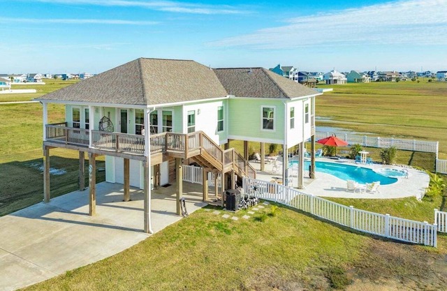 💎Locally Managed Oasis * Pool & Sunset Bay Views💎