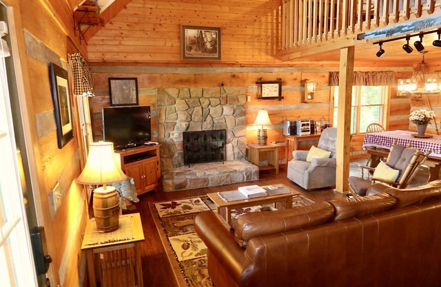 Located within one mile of Luray Caverns- Stunning Deer Country Log Cabin!