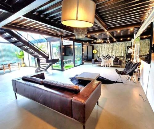 Loft élégant,spacieux,atypique