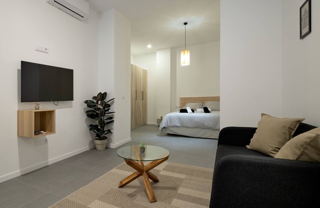 Loft Valencia near to train station Renfe - ESC3
