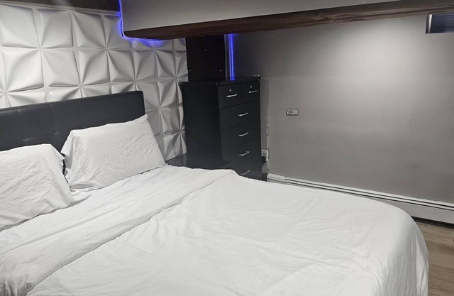 Lofty Cozy Suite near Nassau Coliseum and Hofstra University