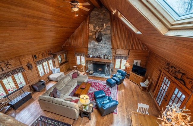 Log Home in Ephraim