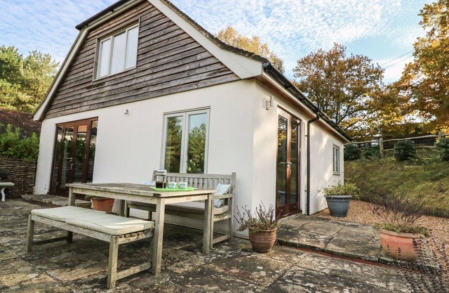 LONG MEADOW, family friendly, with a garden in Midhurst
