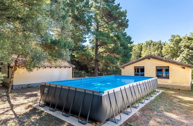 Look forward to a relaxing vacation in this beautiful vacation home in a quiet location.