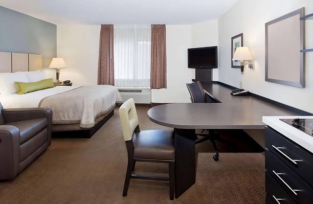 Look No Further! Relaxing unit. Near Fort Worth Meacham International Airport