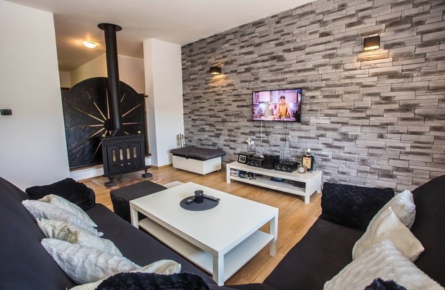 Looking for a Beautiful View and Privacy - Villa Mirna