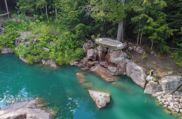 Loon Rapids Eco-Lodge: Eagle's Nest!