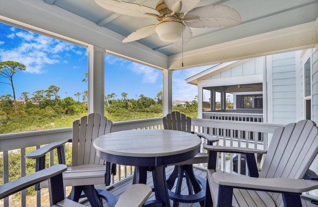 Lost Key Golf & Beach Club Townhome ~ NO HASSLE CHECK OUT