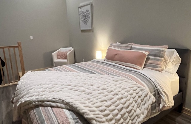 Love is ALL you Need! BRAND New secluded Cabin.