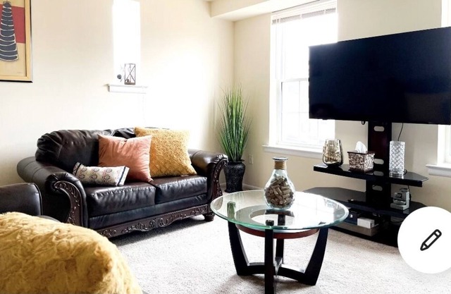 LOVELY- 2 bedroom NEAR parx casino
