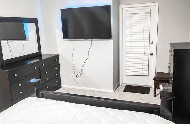 Lovely 3 bedroom apartment close to the downtown