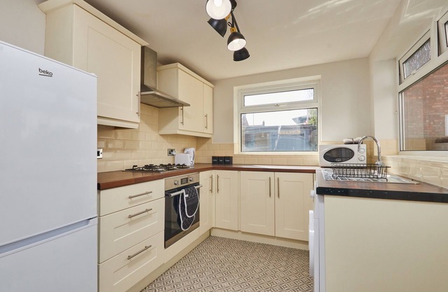 Lovely 4-Bedroom House in Hartlepool Neighborhood