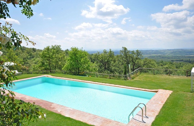 Lovely apartment for 3 guests with WIFI, pool, pets allowed and panoramic view