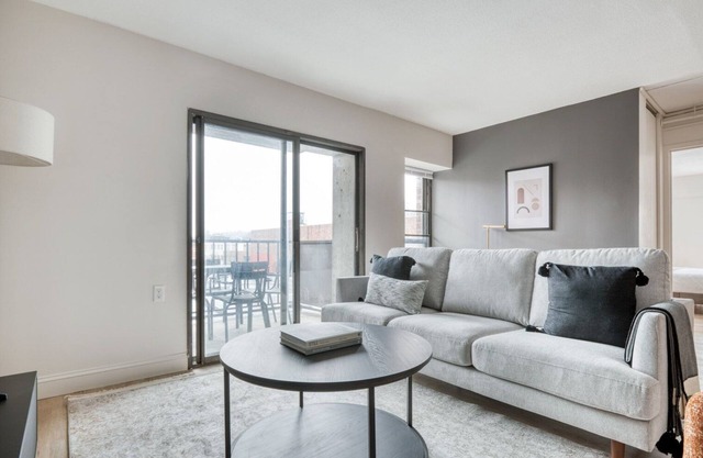 Lovely Allston 2BR, nr Boston U & Green Line, by Blueground
