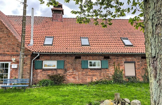 Lovely apartment for 3 people with WIFI, TV, patio, pets allowed and panoramic view