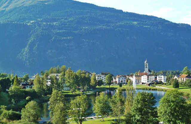 Lovely apartment for 3 people with pool, WIFI, TV, balcony, pets allowed and panoramic view