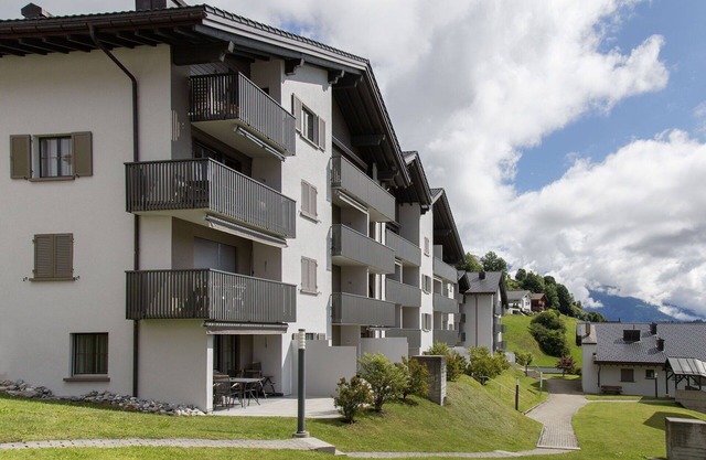 Lovely apartment for 4 people with WIFI, pool, TV, patio, pets allowed and panoramic view