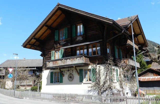 Lovely apartment for 4 people with WIFI, TV and pets allowed