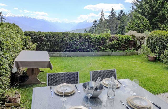 Lovely apartment for 4 guests with WIFI, TV and terrace